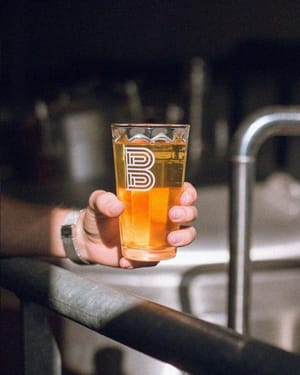 La Brasserie BAPBAP ouvre ses portes pour une St Patrick XXL au milieu des cuves de bière post feature image